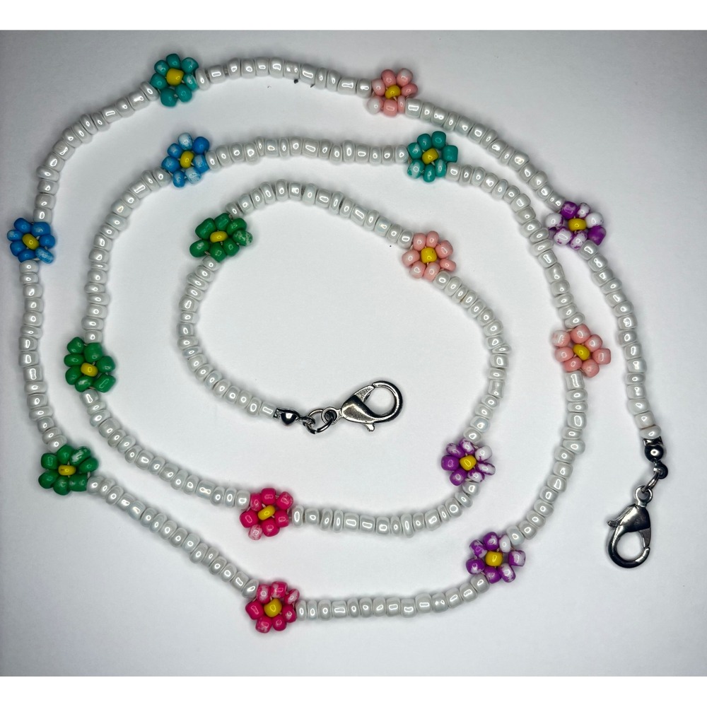 Daisy Chain Beaded Flower Lanyard Necklace White Multi Color 29 Inch